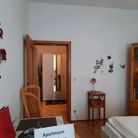 3 X Ferien- & Monteurwohnungen Koenen Nah Am Westfield Centro アパート *