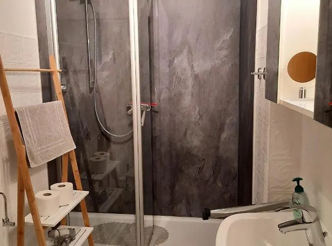 3 X Ferien-&monteurwohnungen Koenen Nah Am Westfield Centro * Oberhausen (North Rhine-Westphalia)